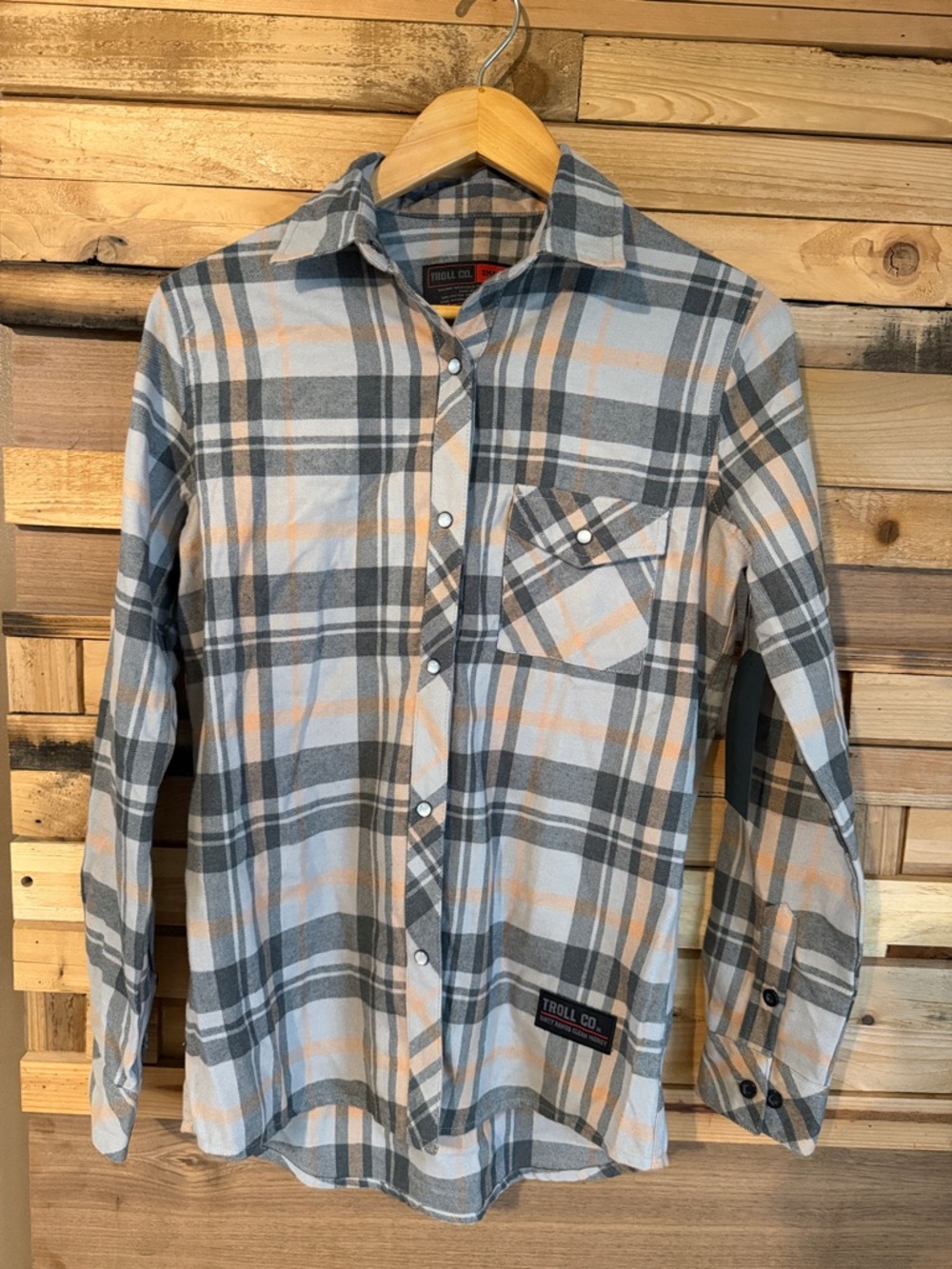 Women’s Gray & Light Orange Plaid Button-Up Shirt